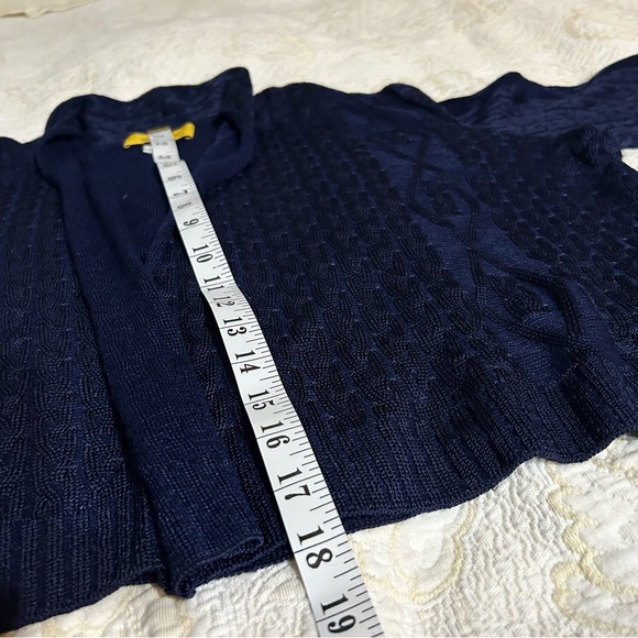 St. John Women’s Blue Cableknit 3/4 sleeve open front cardigan shrug. Size L - Picture 11 of 14